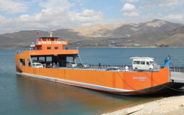 Ferries Within Turkey ferry1
